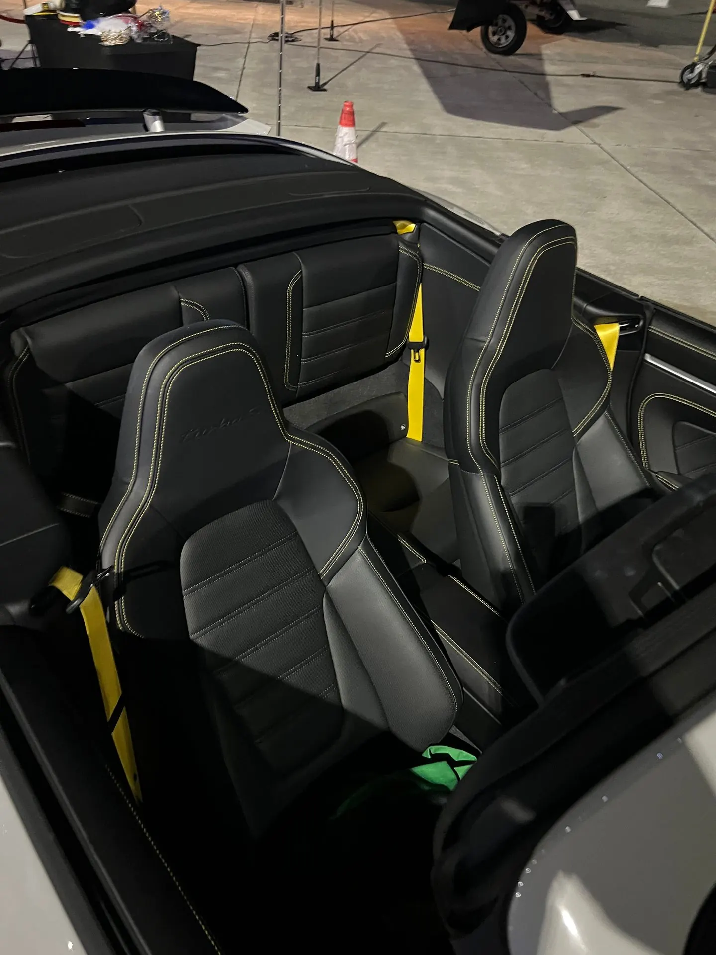 Porsche 911 Turbo S Cabriolet photo 4